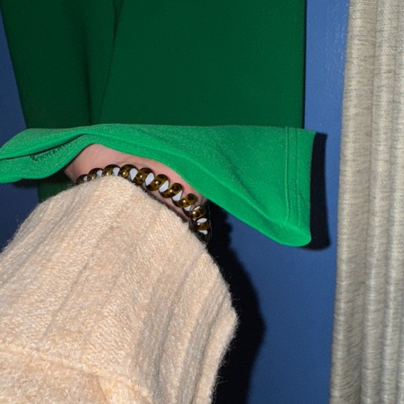 💚✅🐸🌿Rachel Zoe Vibrant Green Cropped Pants - Picture 5 of 6